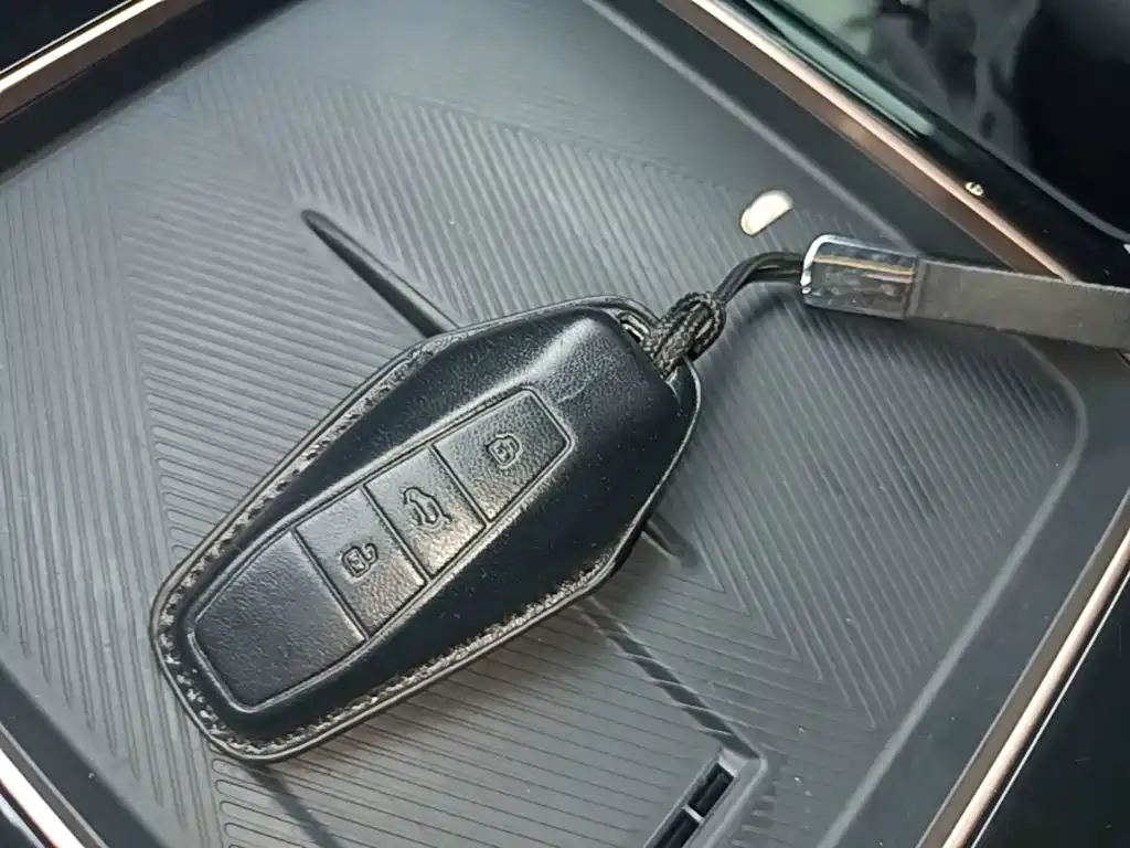 iCAR iCAR 03 — миниатюра 9