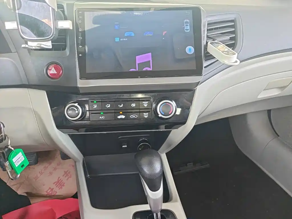 Honda Civic — миниатюра 13
