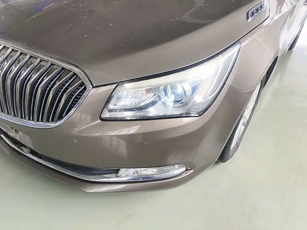 Buick LaCrosse — миниатюра 24
