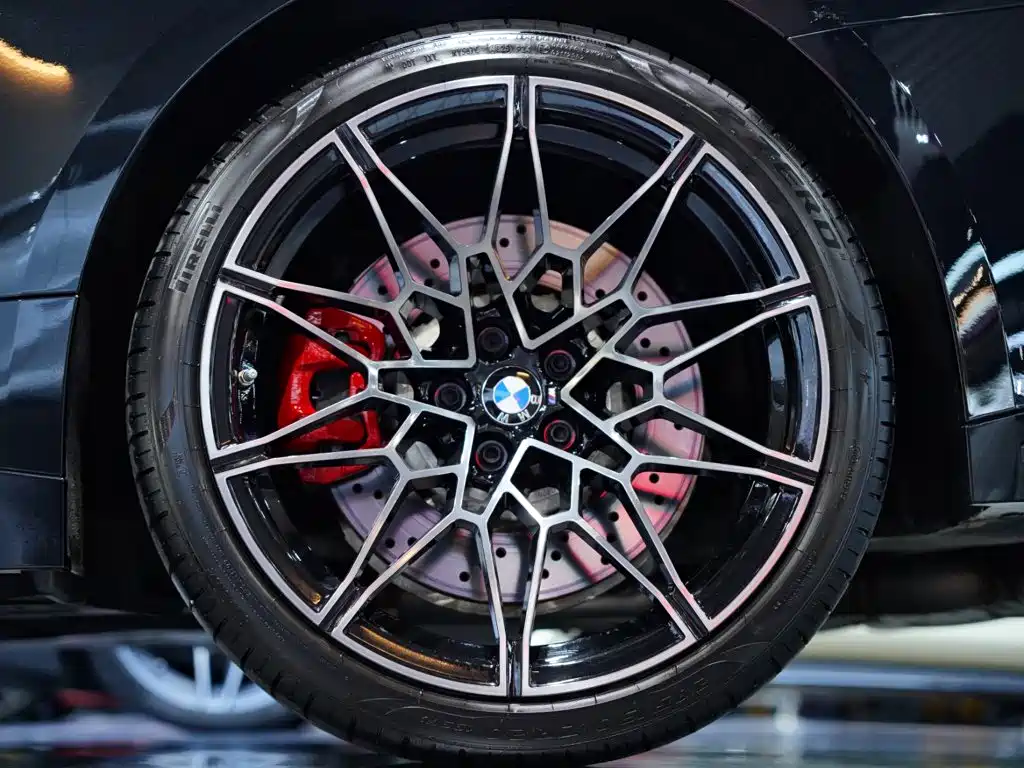 BMW M4 — миниатюра 19