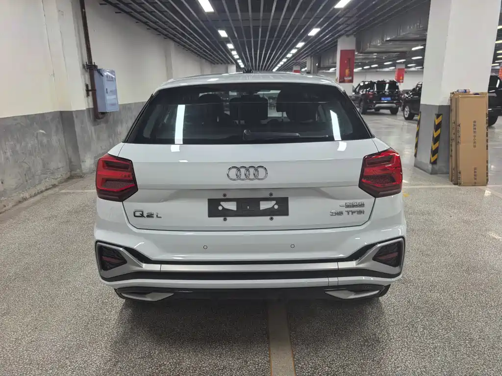 Audi Q2L — миниатюра 5