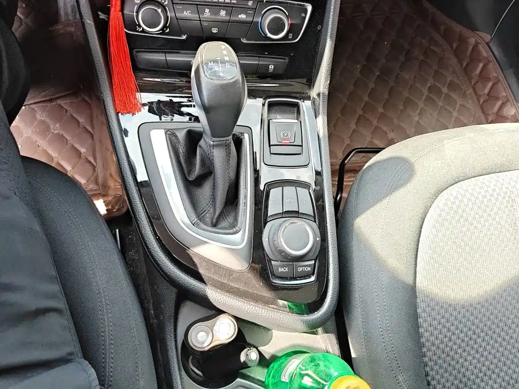 BMW 2 Series Active Tourer — миниатюра 10