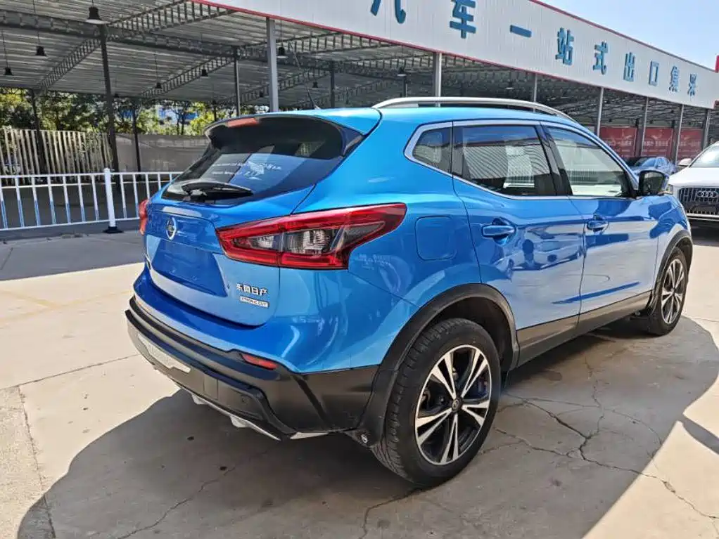 Nissan Qashqai — миниатюра 7