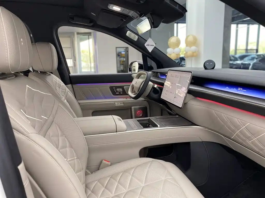 NIO ES9 — миниатюра 18