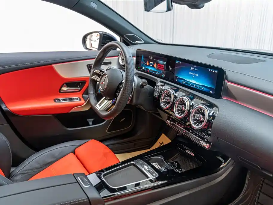 MERCEDES-BENZ A CLASS AMG