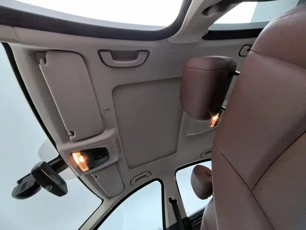 BMW 5 Series (Import) — миниатюра 14