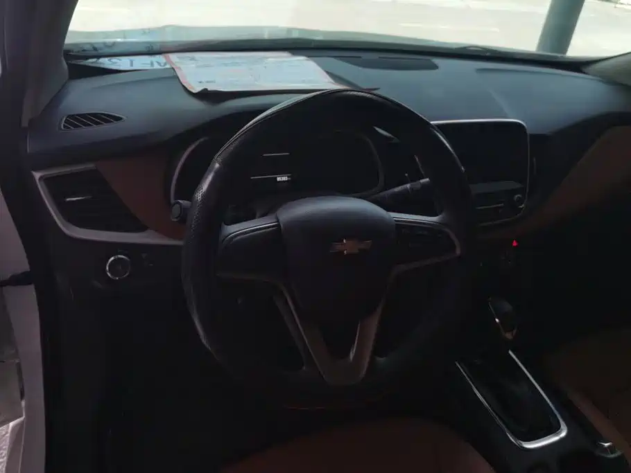 Chevrolet Cavalier — миниатюра 12