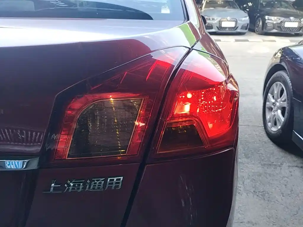 Buick Excelle — миниатюра 8