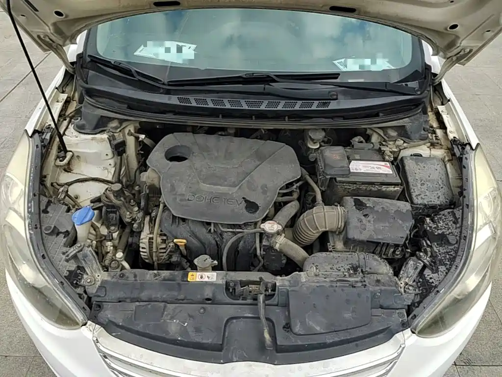 Hyundai Elantra Langdong — миниатюра 20