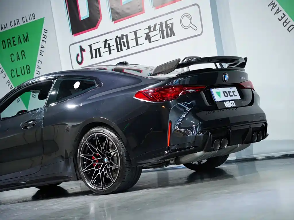 BMW M4 — миниатюра 15