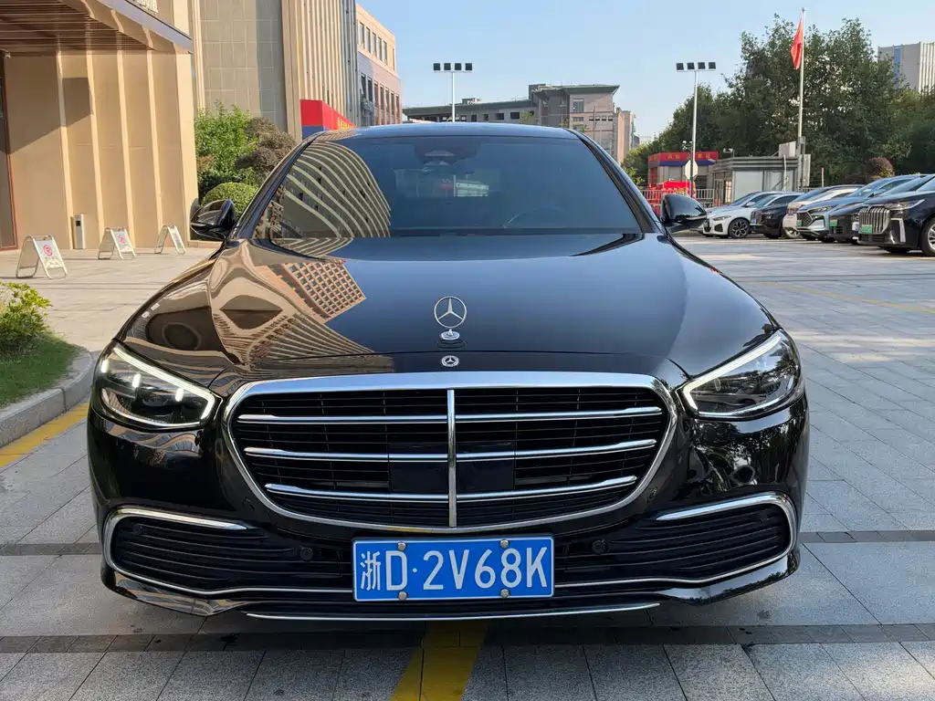 Mercedes-Benz S-Class — миниатюра 2