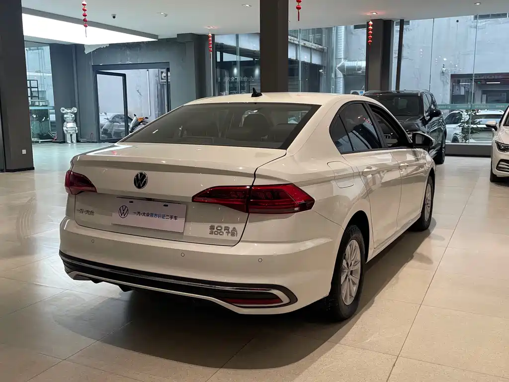 Volkswagen Bora — миниатюра 7
