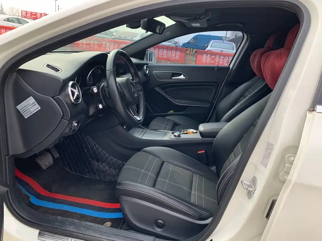 Mercedes-Benz A-Class A 2016 A 200 Fashion