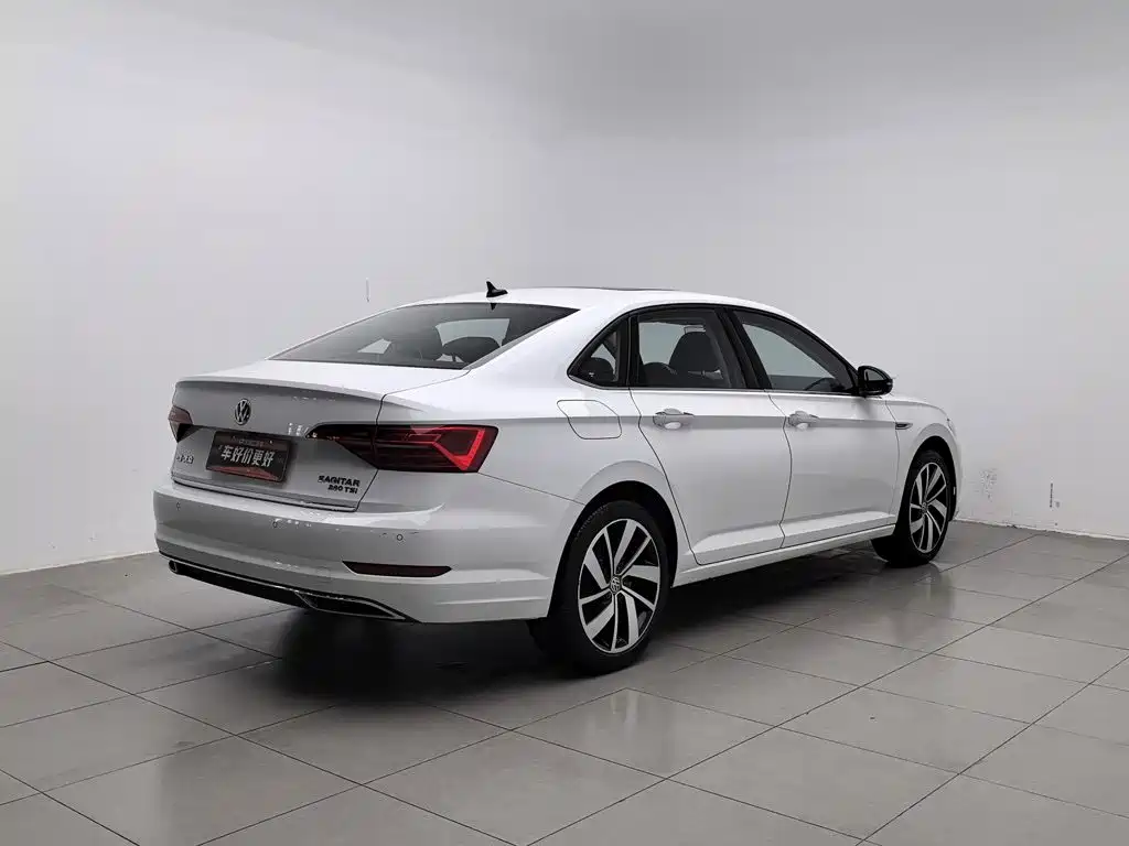 Volkswagen Sagitar — миниатюра 2