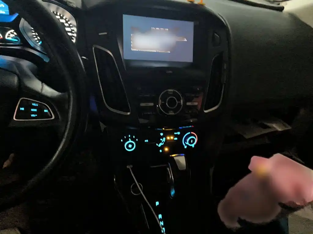Ford Focus — миниатюра 6