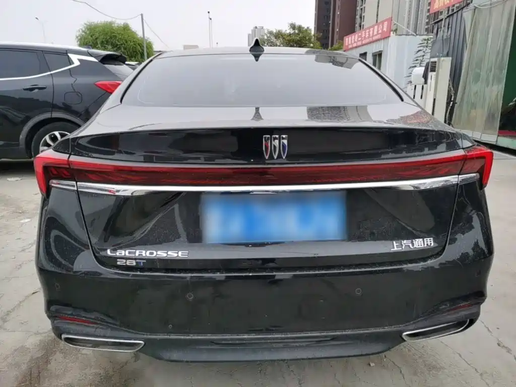 Buick LaCrosse — миниатюра 6