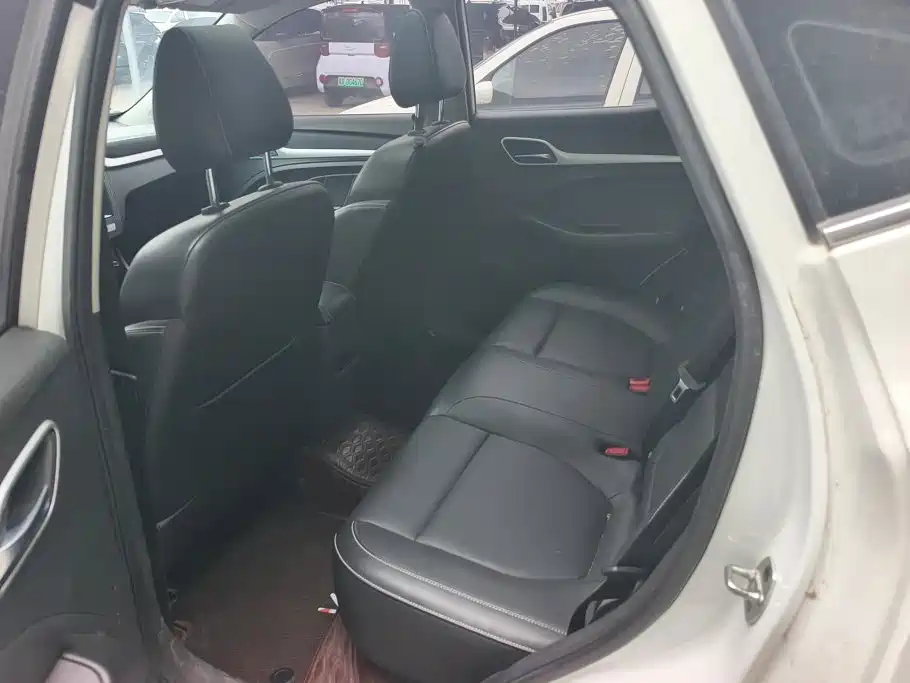 MG ZS — миниатюра 11