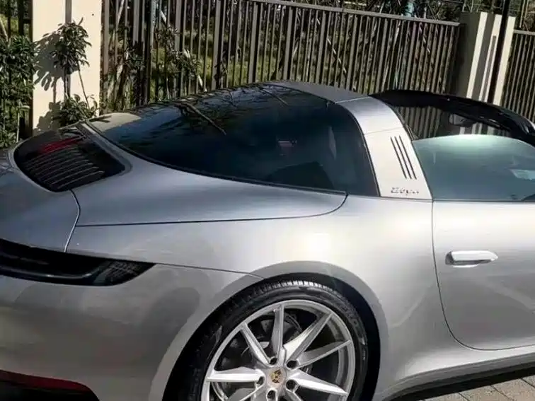 Porsche 911 — миниатюра 5