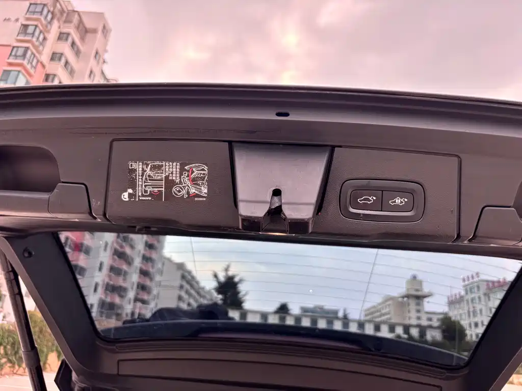 Volvo XC60 — миниатюра 18
