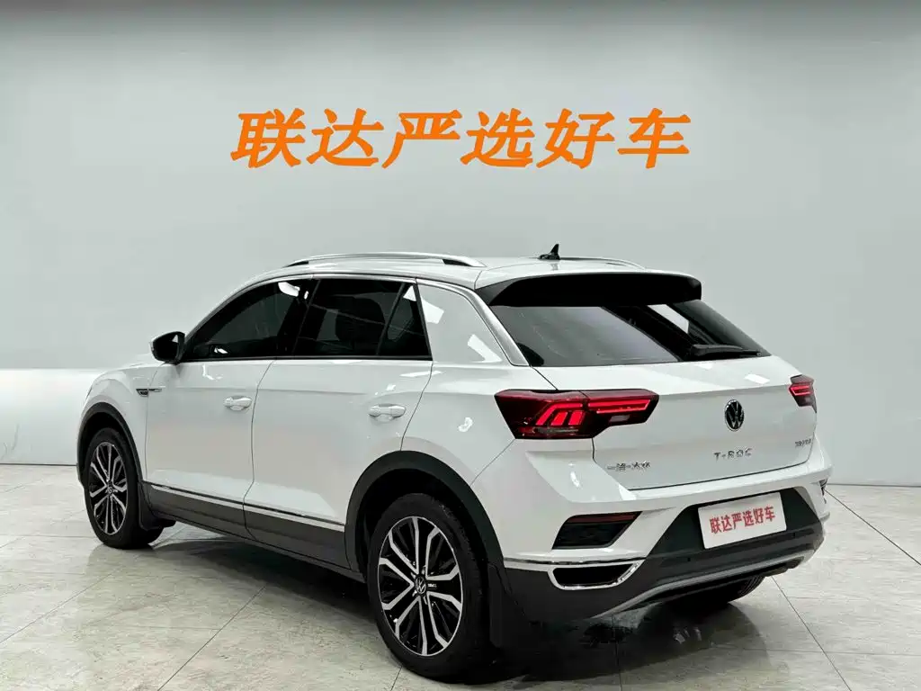 Volkswagen T-Roc — миниатюра 24