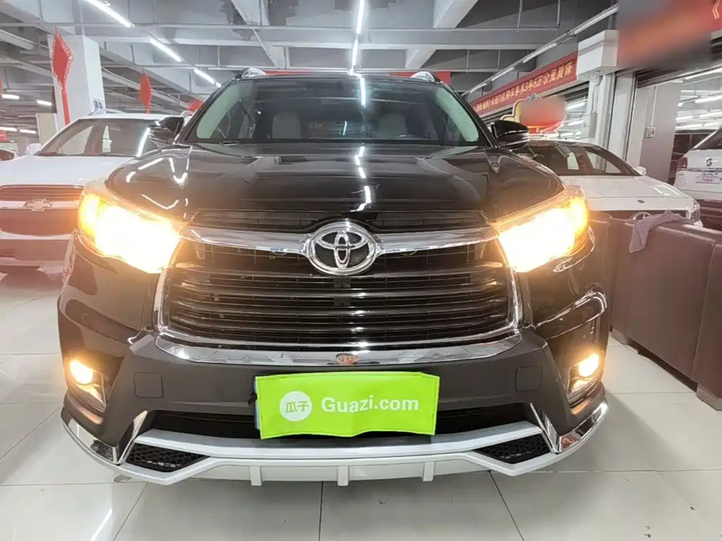 Toyota Highlander — миниатюра 3