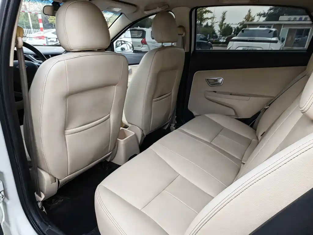 Chery Fengyun 2 — миниатюра 7