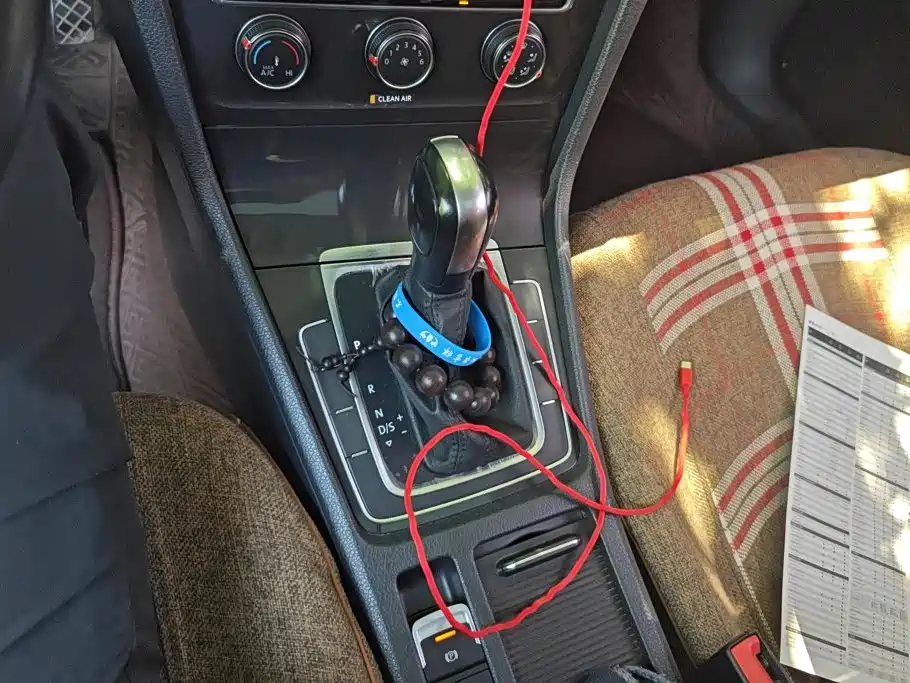 Volkswagen Golf — миниатюра 16