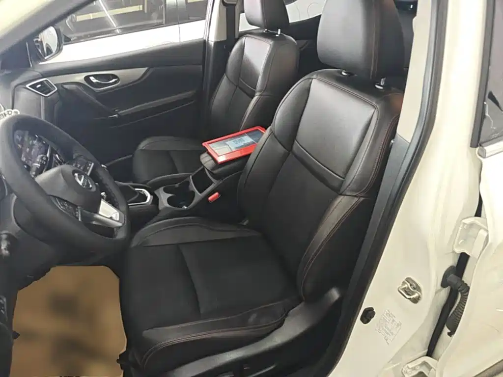 Nissan Qashqai — миниатюра 15
