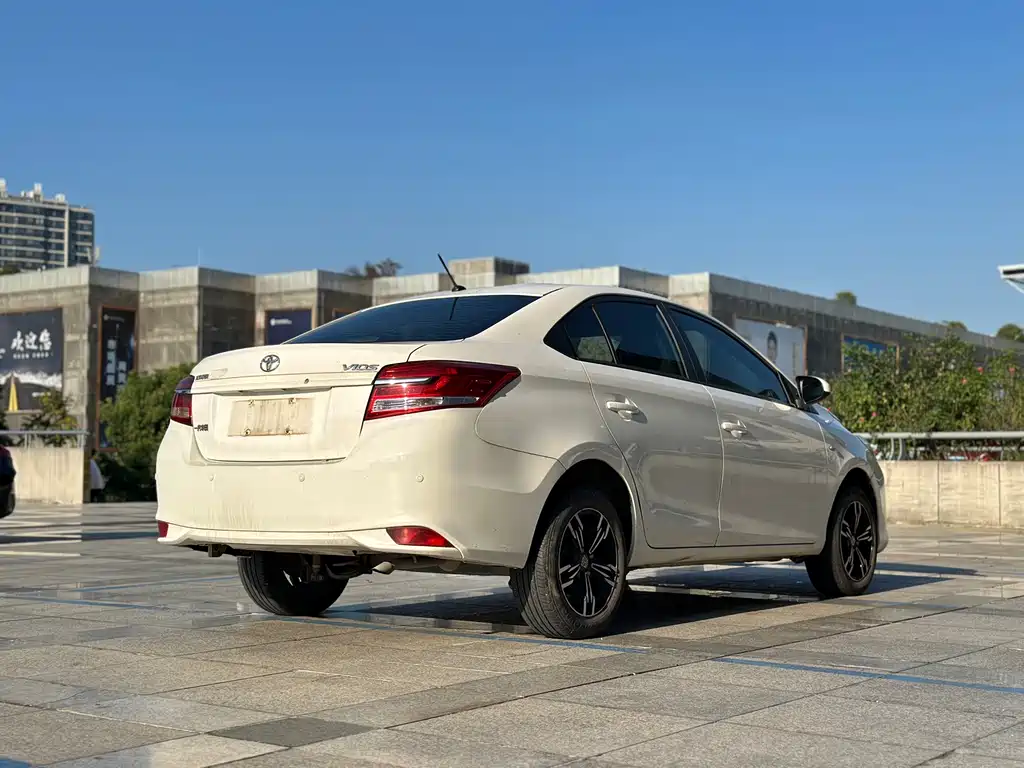 Toyota Vios — миниатюра 19