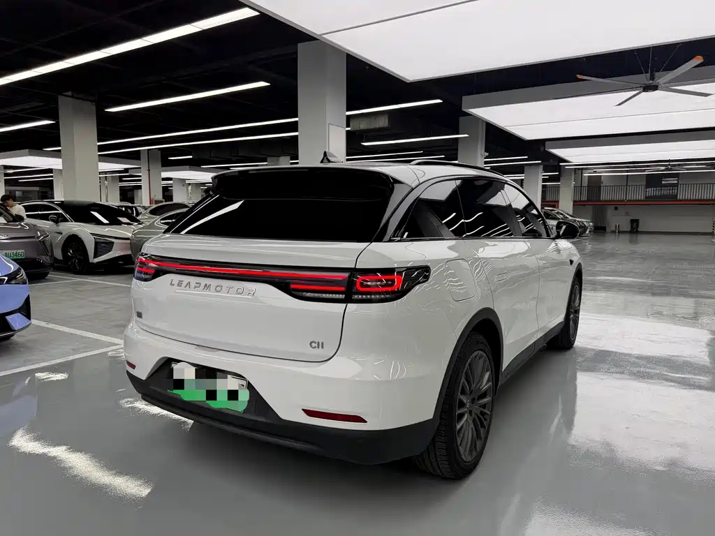 Leapmotor Leapmotor C11 — миниатюра 13