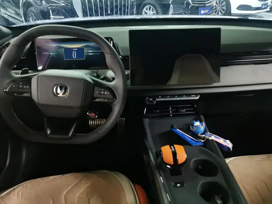 Changan UNI-V — миниатюра 12