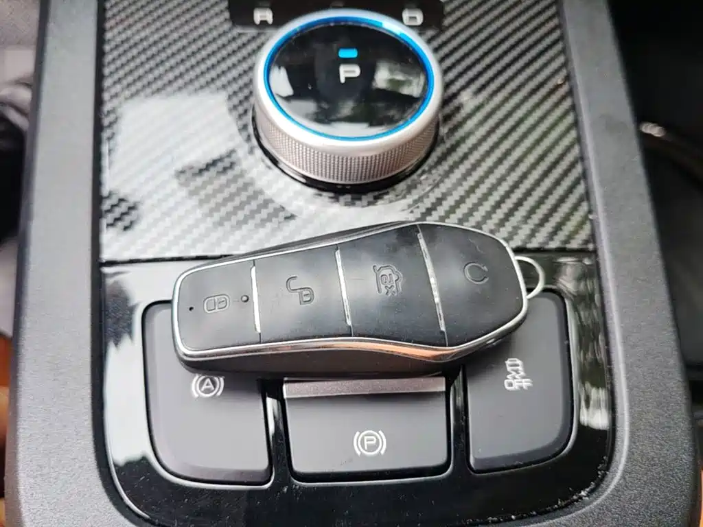 BYD e2 — миниатюра 9