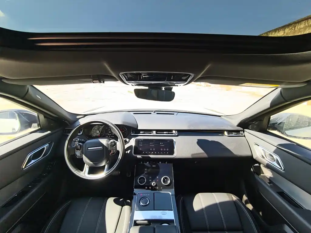 Land Rover Velar — миниатюра 8