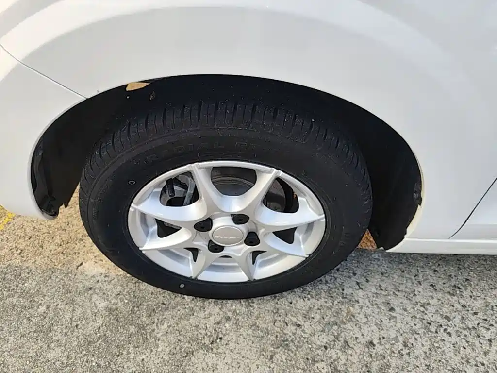 Roewe Clever — миниатюра 23