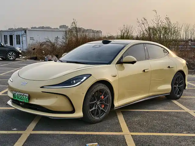 ZHIJI AUTOMOBILE ZHIJI L6 2024