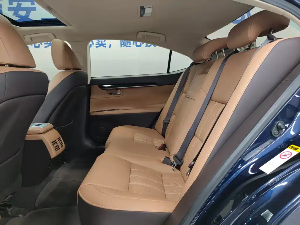 Lexus ES 2015 200 Elite