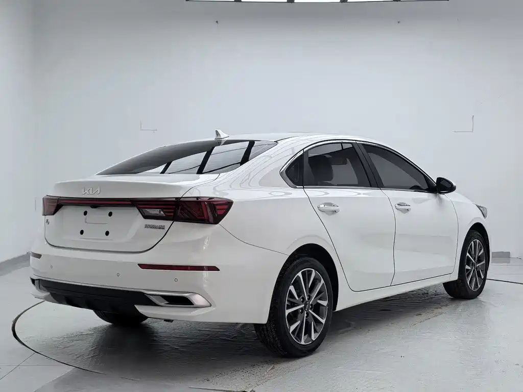 Kia K3 — миниатюра 4