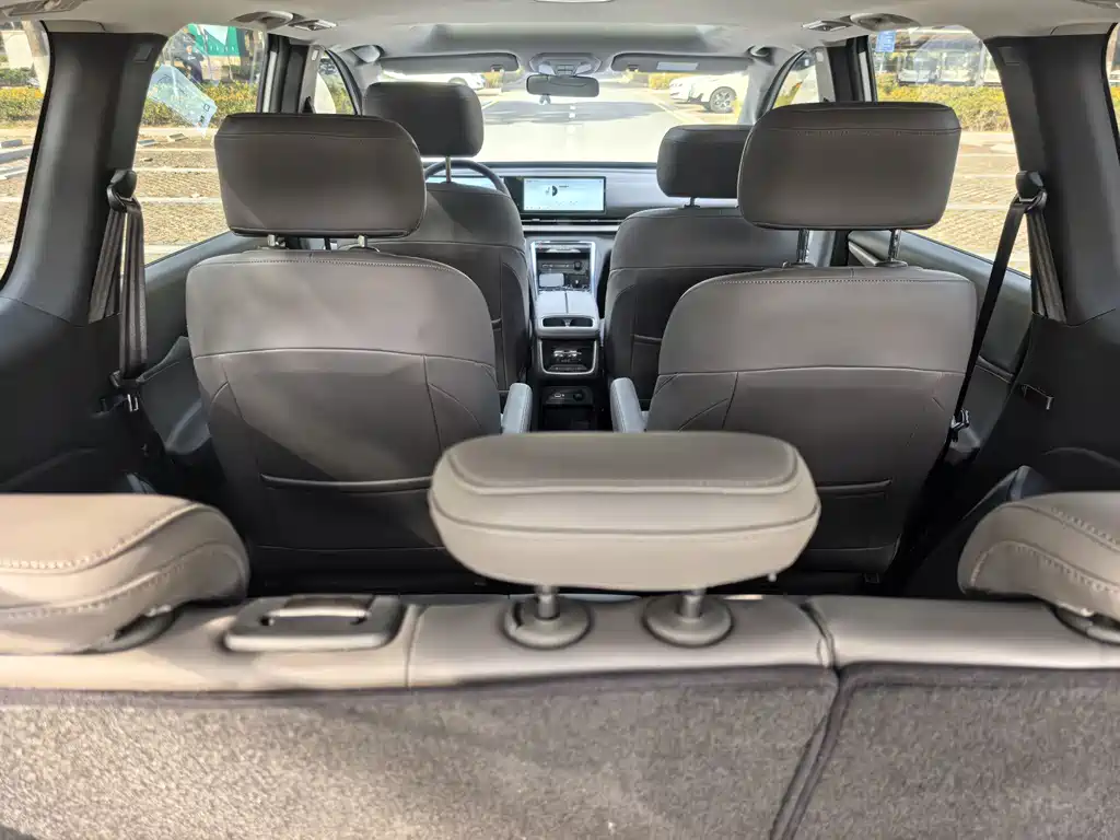 SAIC MAXUS CHASE G50 PLUG IN HYBRID