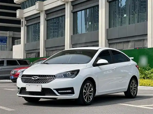CHERY ARRIZO 5