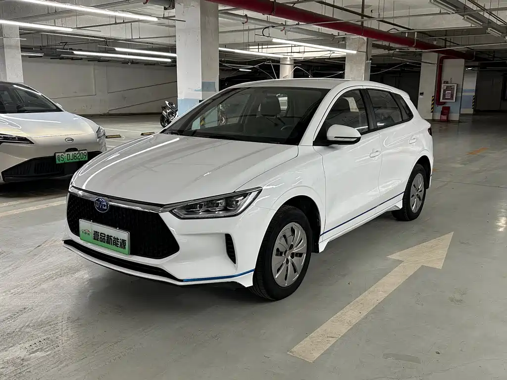 BYD e2