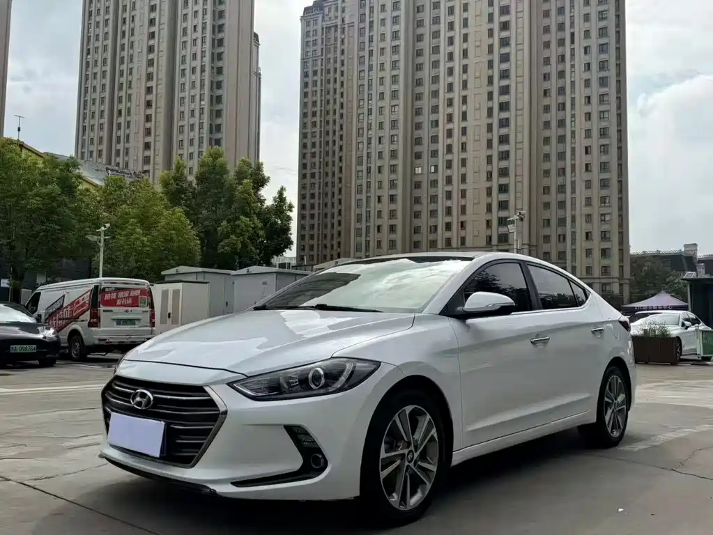 Hyundai Elantra 2019