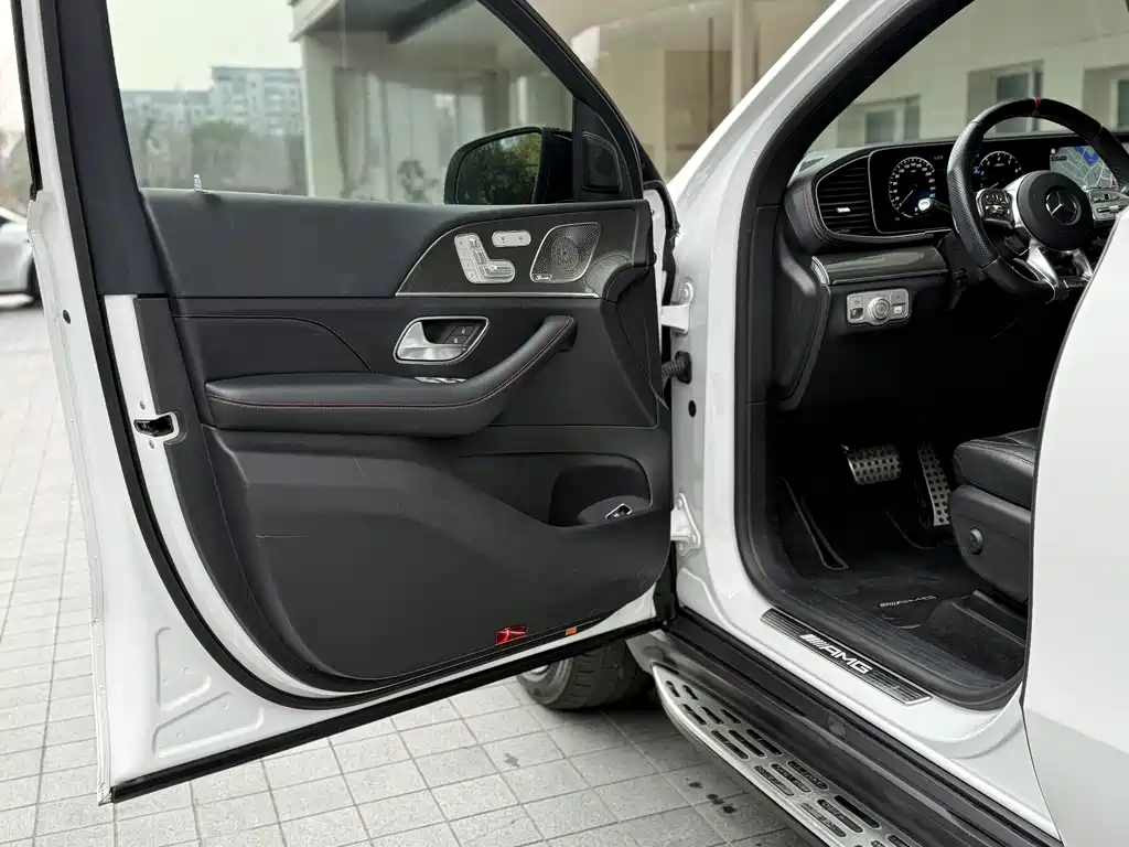 MERCEDES-BENZ GLE COUPE AMG