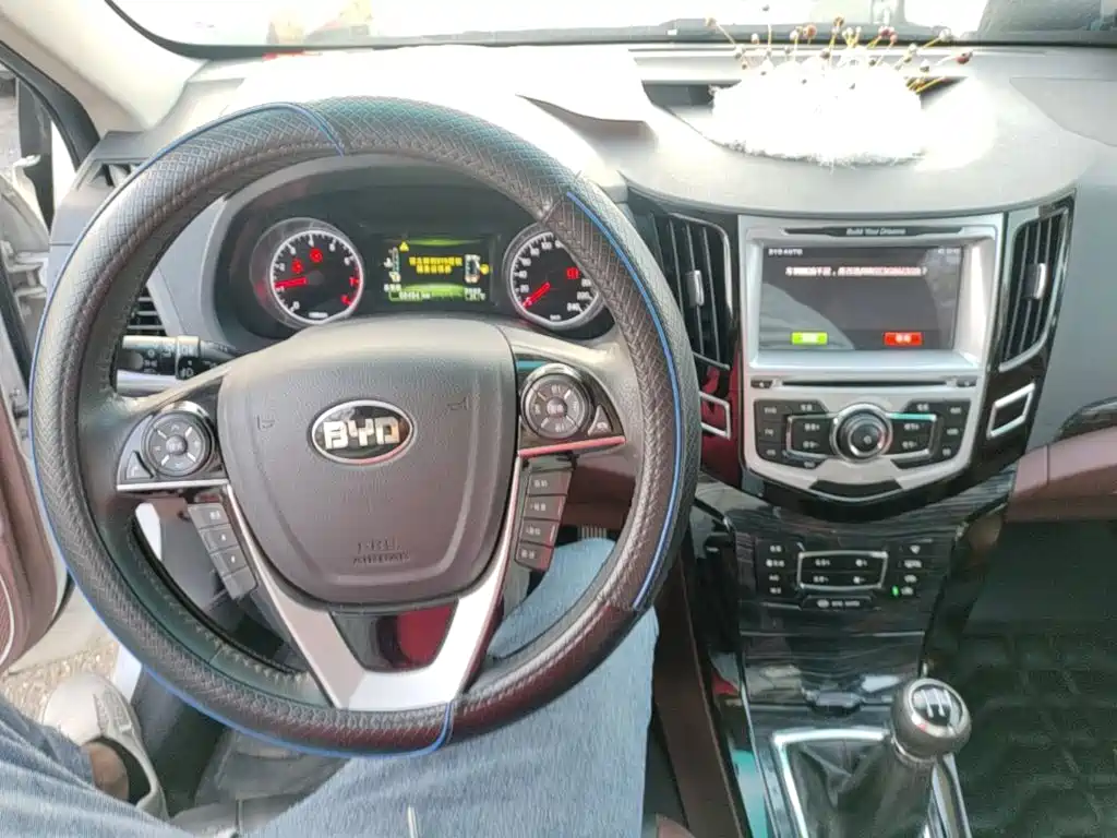 BYD Surui — миниатюра 10