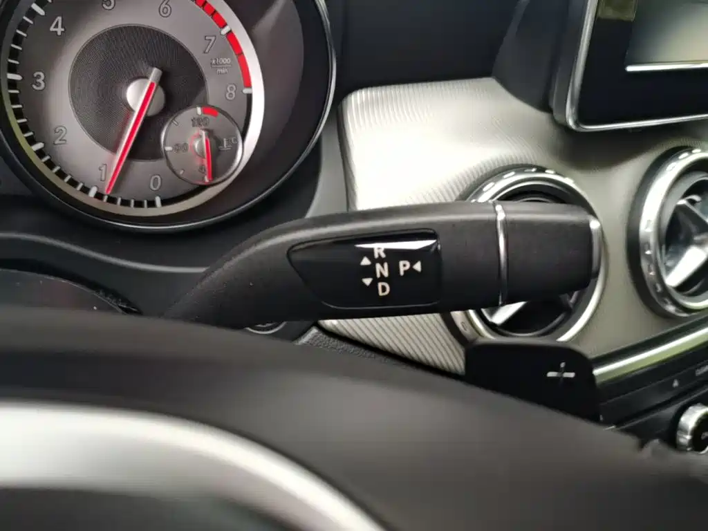 Mercedes-Benz GLA — миниатюра 14