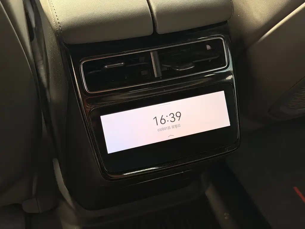 ZEEKR EXTREME KRYPTON 001