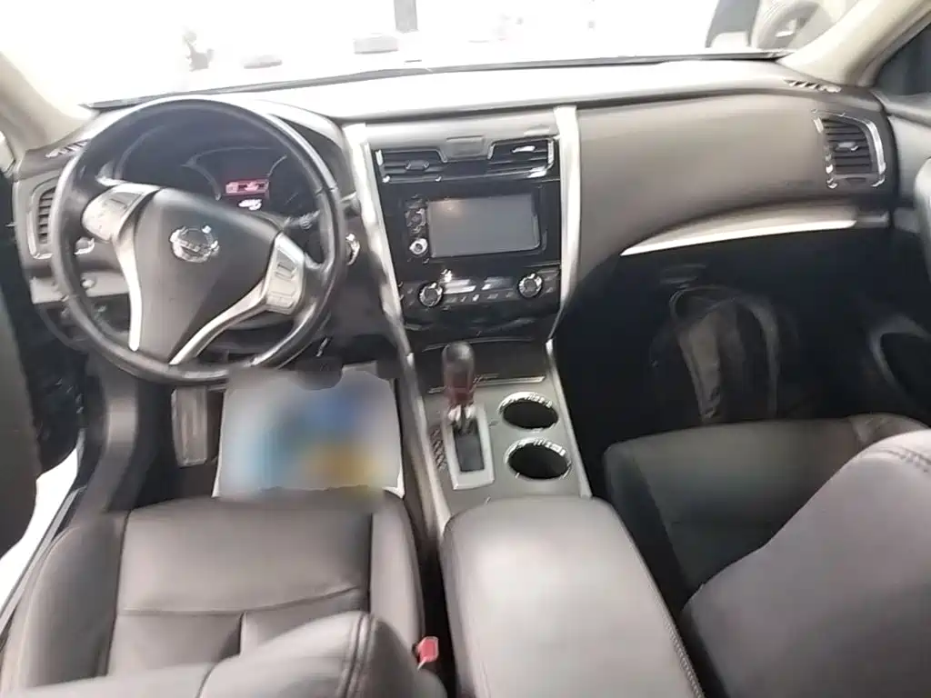 Nissan Teana — миниатюра 10