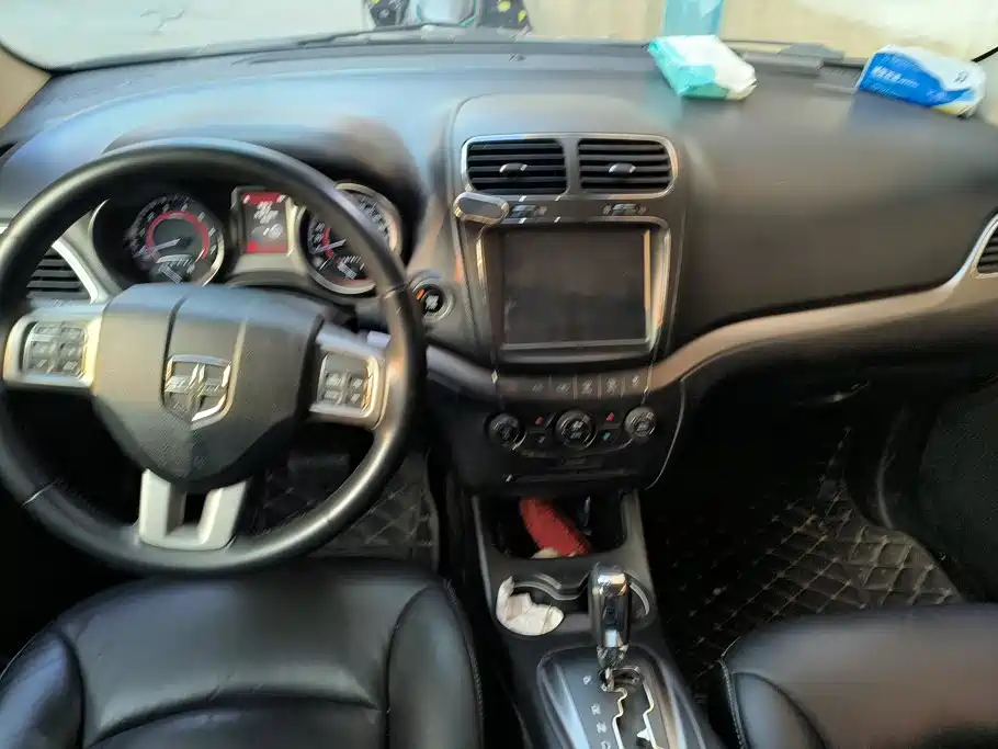 Dodge Journey — миниатюра 12