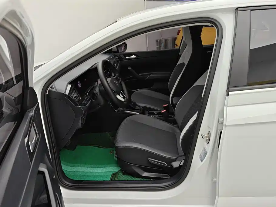 Volkswagen Lavida — миниатюра 9