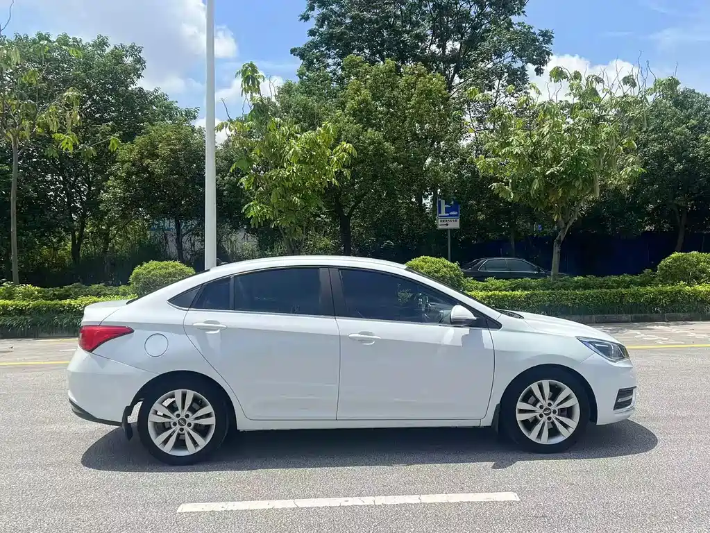 Chery Arrizo 5 — миниатюра 8