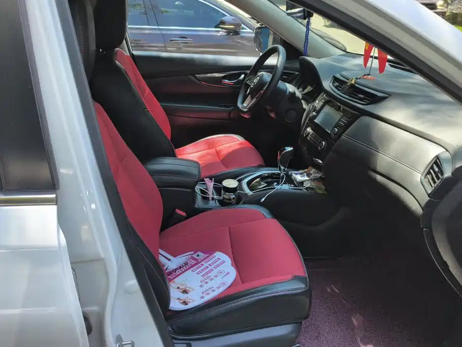 Nissan X-Trail — миниатюра 8